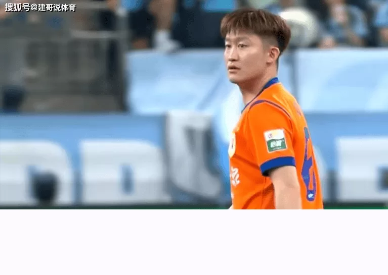 2-1!王彤补时读秒丢球!韩鹏兄弟遭戏耍!泰山关系户再成笑柄_比赛_鹏城_深圳